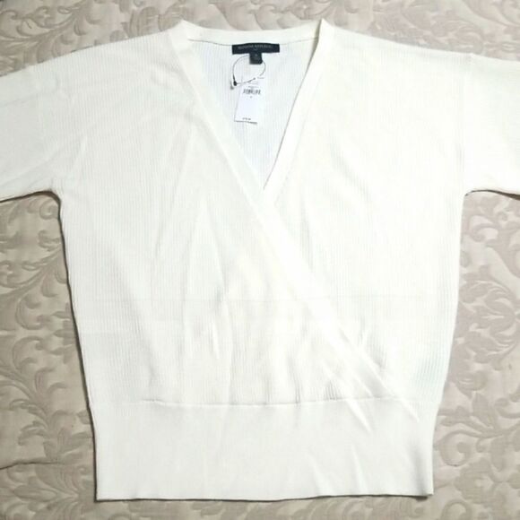 Banana Republic Forever Wrap V-Neck Pullover Sweater - Picture 2 of 12